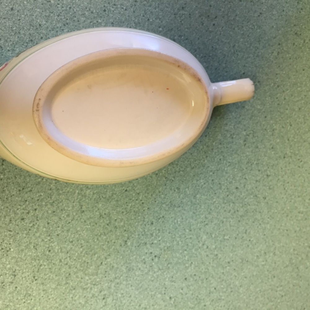VINTAGE SET SALEM DEBUTANTE COVERED  HANDLED DISH AND  HANDLED GRAVY DISH - Picture 4 of 17